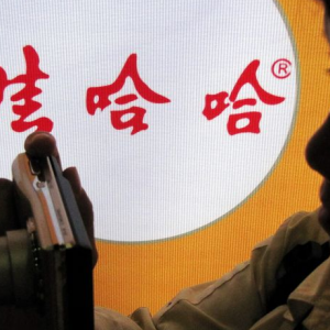 宗馥莉辞任娃哈哈高层，公司治理与股权继承的复杂博弈