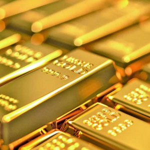 黄金股集体活跃，金价上涨受多重因素推动