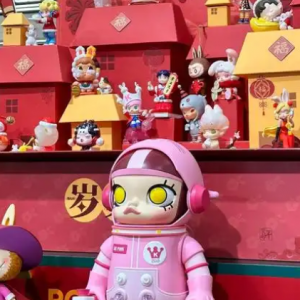IP潮玩经济火爆出圈：泡泡玛特与Jellycat的崛起之路